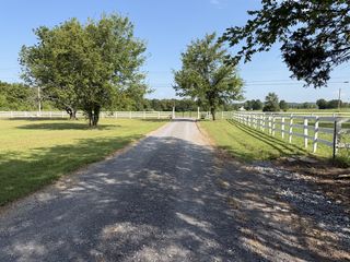 3288 Kittrell Halls Hill Rd, Readyville, TN 37149