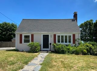 69 Great Hill Dr, Weymouth, MA 02191