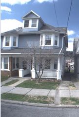 1208 Wiley St, Fountain Hill, PA 18015