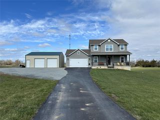 4440 Amberview Ln, Farmington, MO 63640