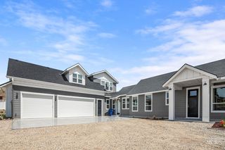 8629 Latimore Ln, Middleton, ID 83644