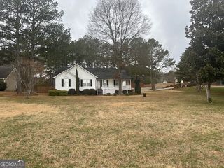 411 N  McDonough Rd, Griffin, GA 30223