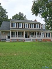 7450 Lake Terrell Dr, Mechanicsville, VA 23111