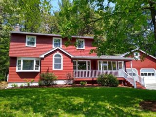 3 Tremont Rd, North Chelmsford, MA 01863