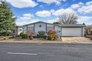 555 Freeman Rd #94, Central Point, OR 97502