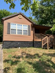330 E  Vann Rd, Greeneville, TN 37743