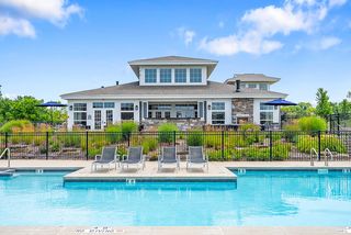7798 S  Drexel Ridge Way #13-205, Oak Creek, WI 53154