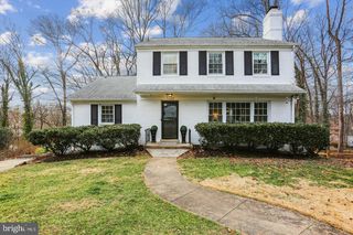 7832 Fulbright Ct, Bethesda, MD 20817