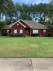 113 W  Taybridge Ln, Dothan, AL 36305