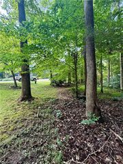 109 Aberdeen, Williamsburg, VA 23188
