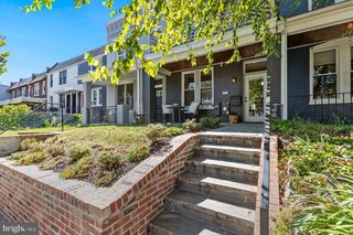 1215 Oates St NE, Washington, DC 20002