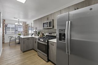 540 W  Horizon Ridge Pkwy, Henderson, NV 89012