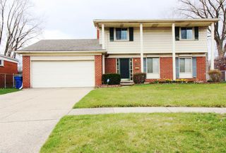 2583 Edwin Dr, Warren, MI 48092