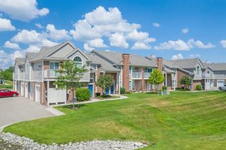 2427 Partridge Dr #2B-2Ba-1567Sqft, Utica, MI 48317