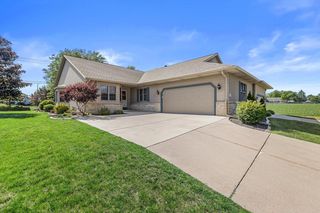W155N6631 Blue Heron DRIVE, Menomonee Falls, WI 53051