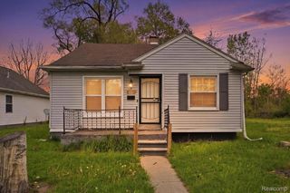 15334 Chapel St, Detroit, MI 48223