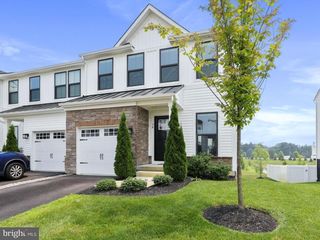 34 Sage Way, Mount Laurel, NJ 08054