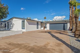 2208 W HARTFORD Avenue, Phoenix, AZ 85023