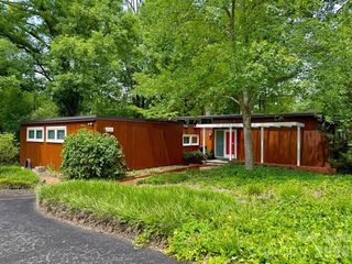 501 Ellsworth Rd, Charlotte, NC 28211