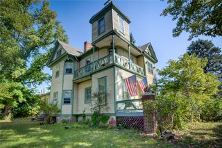 464 W  Decatur St, Decatur, IL 62522
