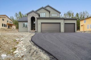 565 N  Bethel Pl, Palmer, AK 99645