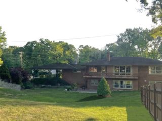 804 N  22nd St, Murphysboro, IL 62966