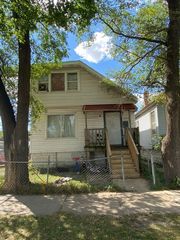 5758 S Seeley Ave, Chicago, IL 60636