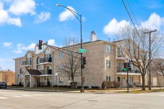 6755 W  63rd St #C1, Chicago, IL 60638