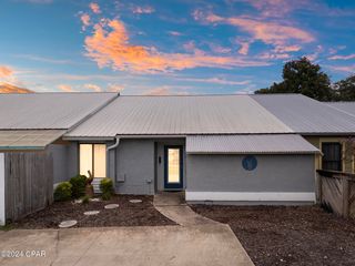 8502 N  Lagoon Dr, Panama City Beach, FL 32408