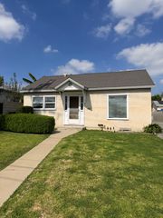 713 W  Hellman Ave, Alhambra, CA 91803