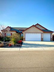 3668 Foothill Blvd, Redding, CA 96001