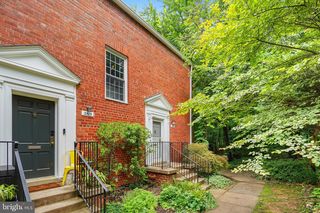 3503 Martha Custis Dr, Alexandria, VA 22302