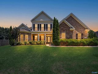122 Star Chase Ln, Madison, AL 35758