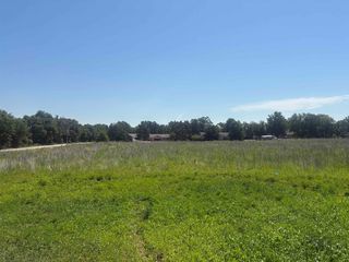 2 E  Philhower Rd, Beloit, WI 53511