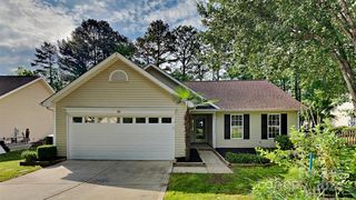 627 Montgomery Dr, Rock Hill, SC 29732