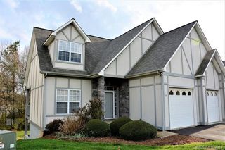 63 Heron Cove Loop #63, Hickory, NC 28601