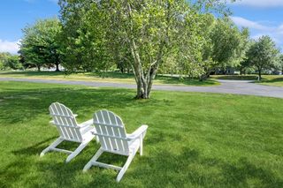 104 Saint Andrews Cir, Southampton, NY 11968