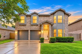 10502 Mist Ln, Houston, TX 77070