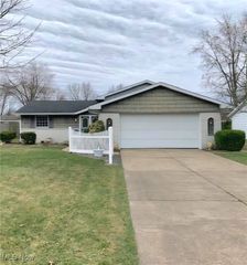2021 W  39th St, Lorain, OH 44053