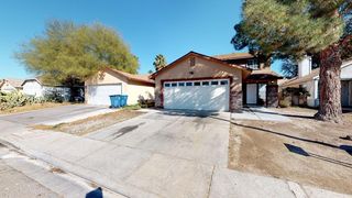 1712 Divinity St, Las Vegas, NV 89142
