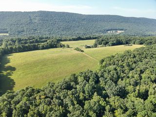62 Trap House Rd, Shickshinny, PA 18655