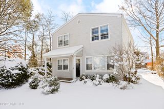 5 Webb Ave, Old Greenwich, CT 06870