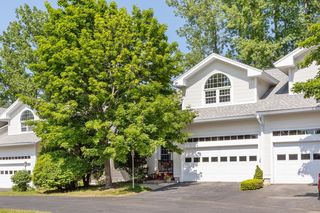 30 Baycrest Drive, South Burlington, VT 05403