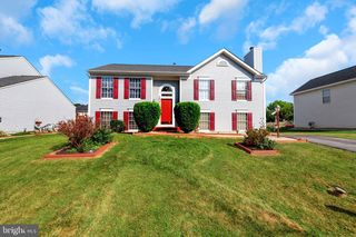 10731 Timothy Dr, Williamsport, MD 21795
