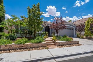 9805 Pinnacle Pass Dr, Las Vegas, NV 89117