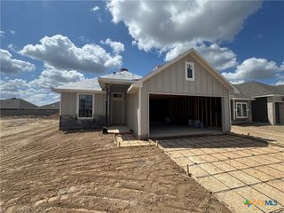 704 James Parker Cir, Killeen, TX 76542