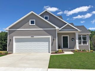 Bradford Plan in Bennington Greens, Owosso, MI 48867