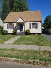 595 Sedgewick Avenue, Stratford, CT 06615
