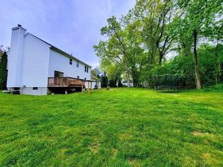 5 Papagni Cir, Worcester, MA 01604