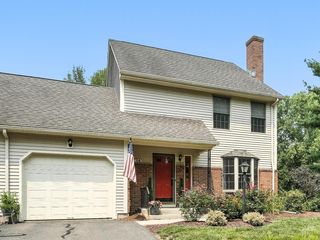 14 Carriage House #14, Enfield, CT 06082